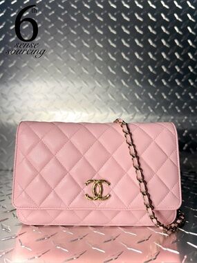 Chanel Caviar Classic Wallet on Chain in Pink GHW